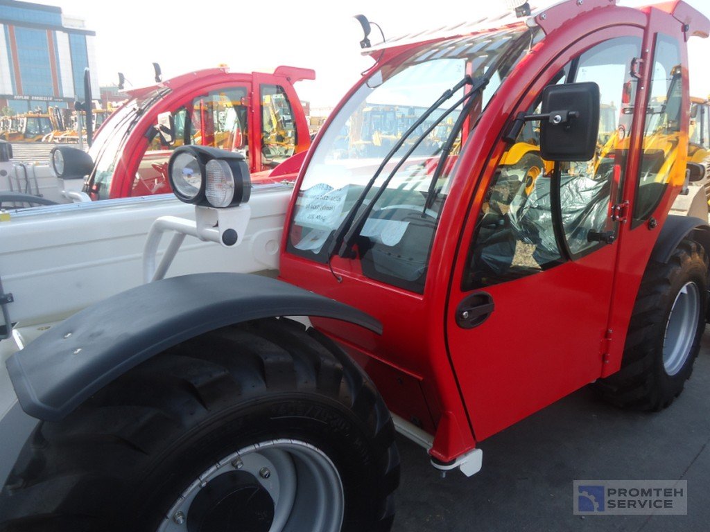 Телескопический погрузчик MST ST 7.40