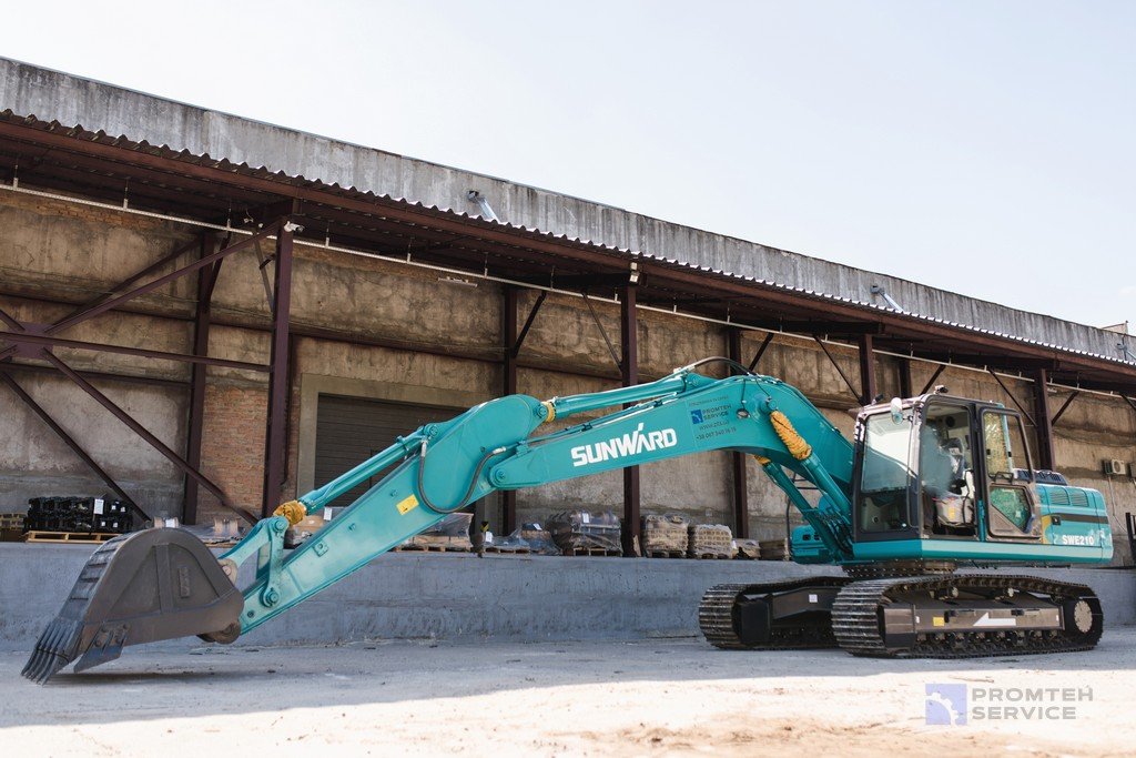 Гусеничный экскаватор SUNWARD SWE210