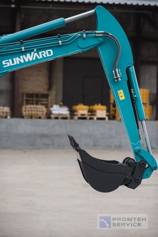 Мини-экскаватор SUNWARD SWE35UF